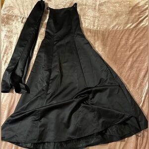 VTG Y2K Betsy & Adam by Jaslene gown, size 8 , comes with original scarf